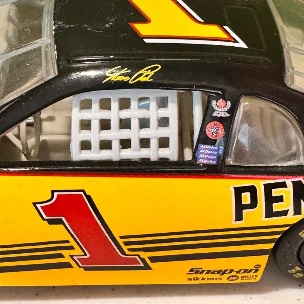 Nascar 1998 Chevy Monte Carlo #1‎ Pennzoil Steve Park Die Cast Car 1:24 Hasbro